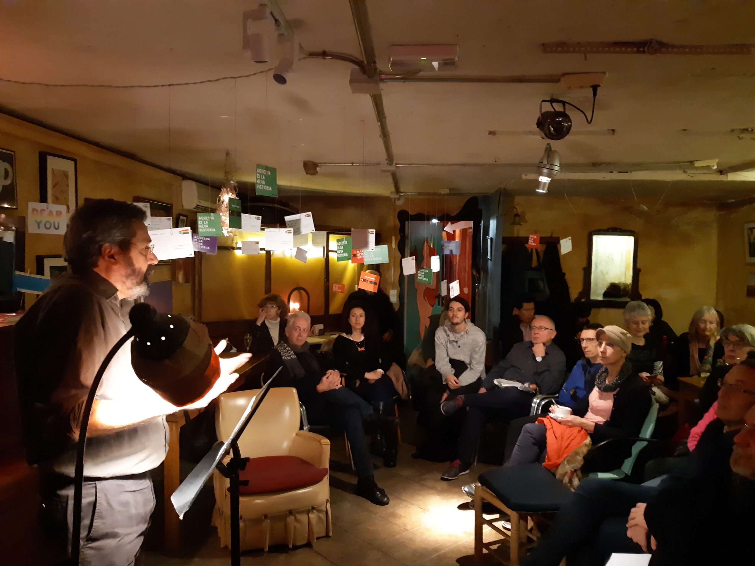 Crónica del II recital poético trilingüe Poémame en el Raval de Barcelona