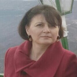 3 poemas de Marjeta Shatro Rrapa, poeta albana