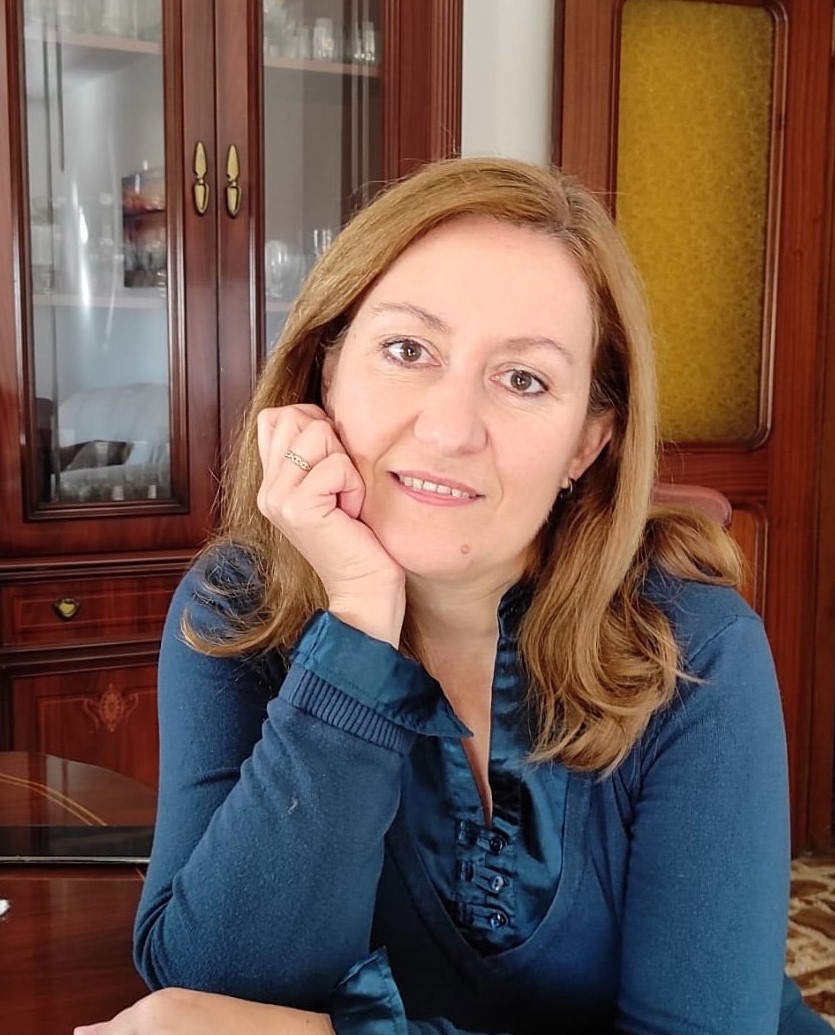 Cinco Poemas de María Ángeles Lonardi, poeta argentina.