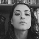 Ana Saavedra: La poesía ante todo es un arte que merece respeto.