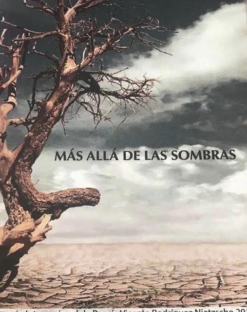 ‘Más allá de las sombras’, de Antonio Ramírez Córdova (Ed. Tablado, 2022)