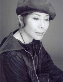 3 Poemas de Choo-In Kim김 추 인, poeta surcoreana